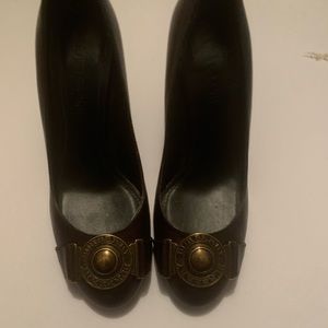 Burberry Grany leather pump
